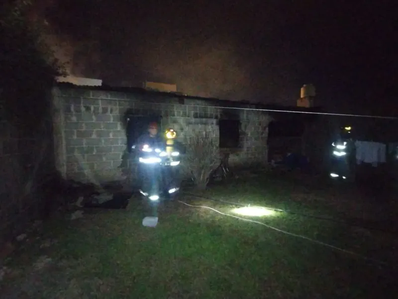 La casa se incendió en Ampliación Poeta Lugones