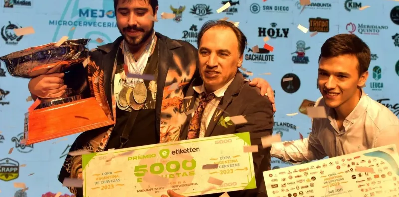 Salmón Birra se consagró campeona de la Copa Argentina de Cervezas.