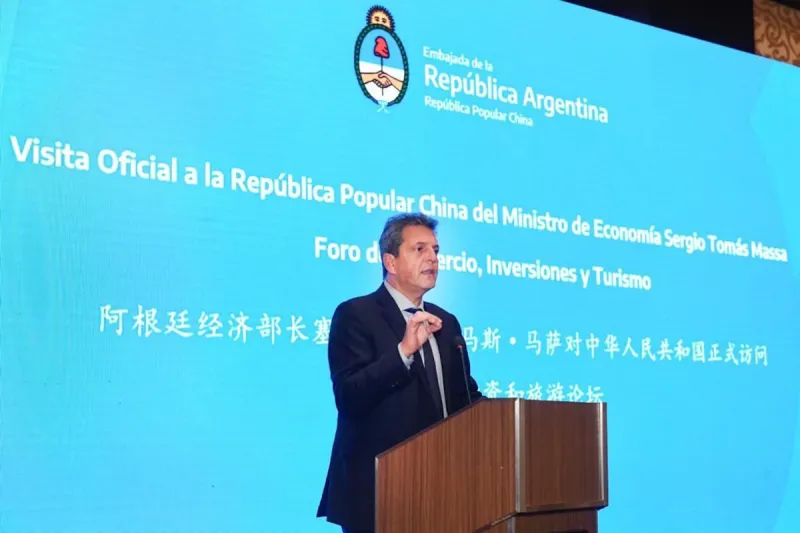 Los anuncios originados en el viaje de Sergio Massa y una comitiva a China tuvieron varios puntos oscuros