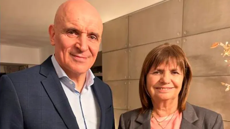  La foto entre José Luis Espert y Patricia Bullrich