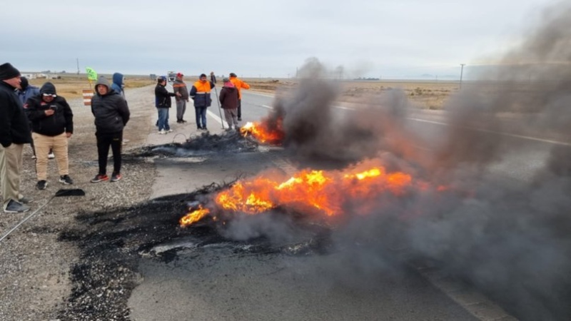 Se complica aún más la obra de la autopista en la ruta 33