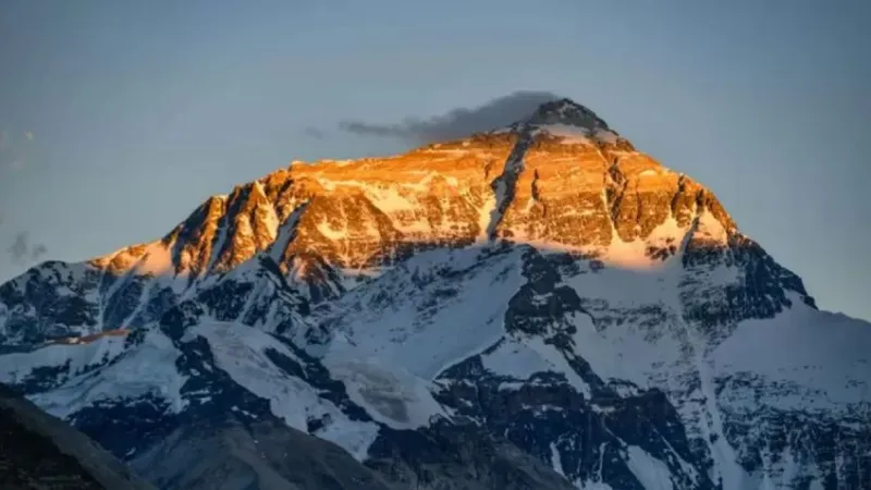 Mueren 5 turistas mexicanos y un piloto nepalí en un accidente de helicóptero cerca del Everest