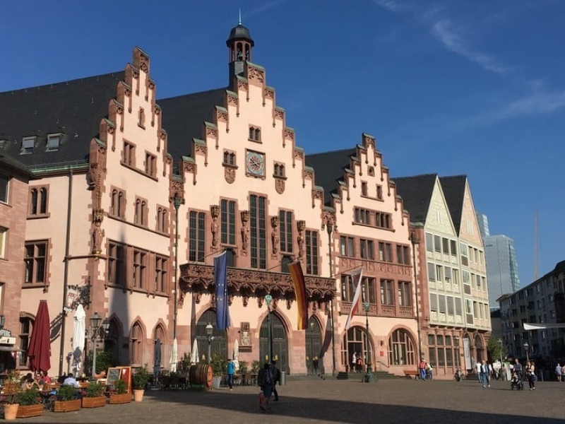 El casco histórico de Frankfurt, Alemania, el país que necesita sumar trabajadores extranjeros. Foto: Archivo.