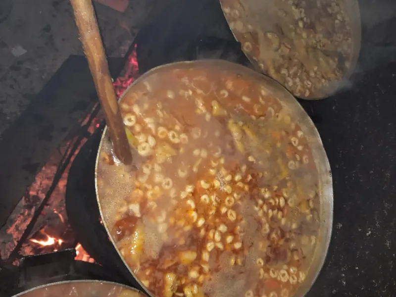 ”Tardamos varias semanas en conseguir los alimentos”, dice Carmona. (Foto: gentileza Los Horneritos)