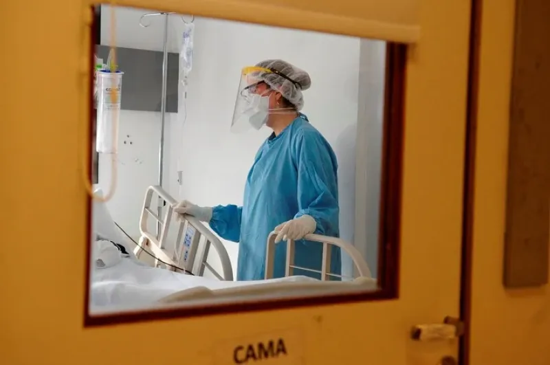 Hasta el 31 de agosto de 2020 las visitas a los pacientes críticos estuvieron prohibidas. Foto: Luciano Thieberger.