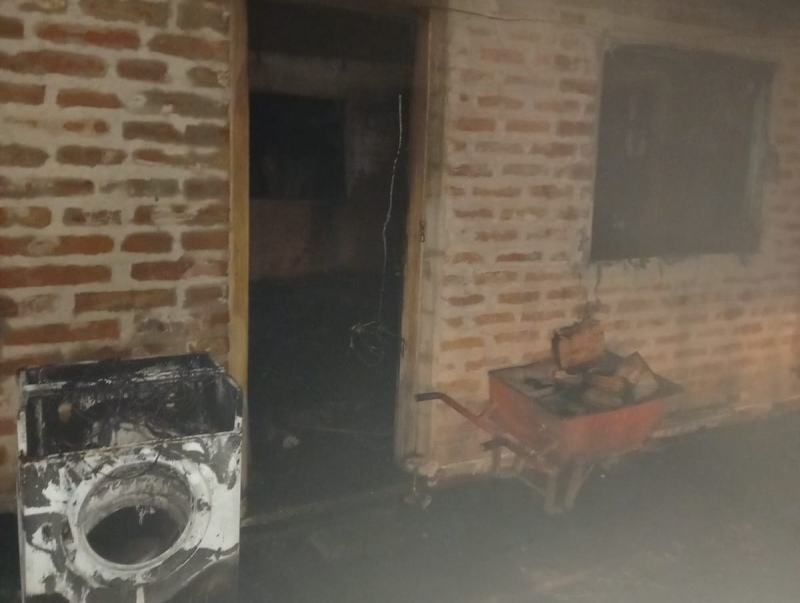 Murió tras intentar sacar las cosas de su casa durante un incendio