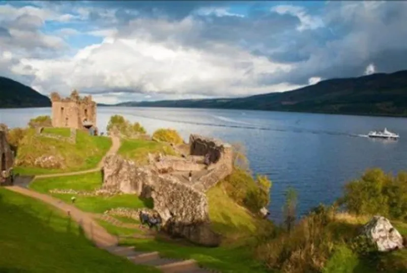 Una vista del lago Ness, en Escocia.