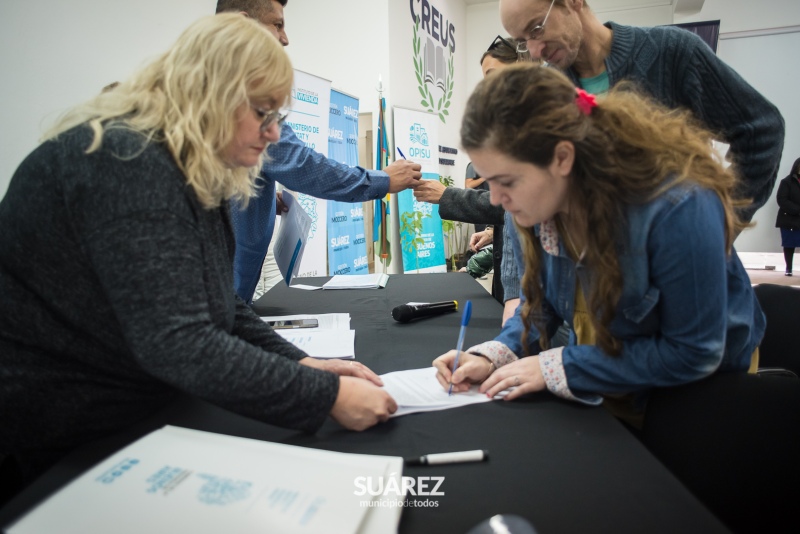 La provincia entregó 22 viviendas en Coronel Suárez