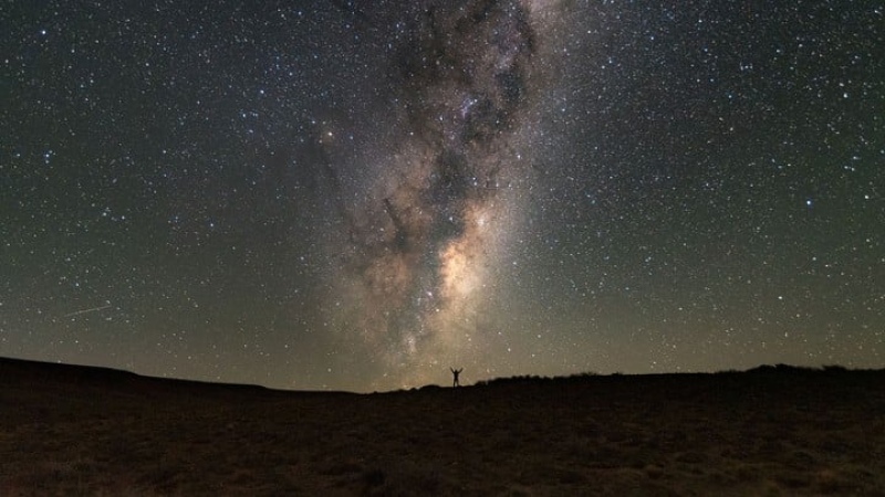 Las estrellas, en la zona, parecen al 