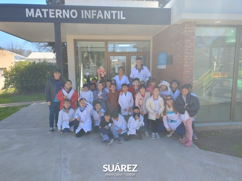 Alumnos de la Escuela N° 11 visitaron el Materno Infantil