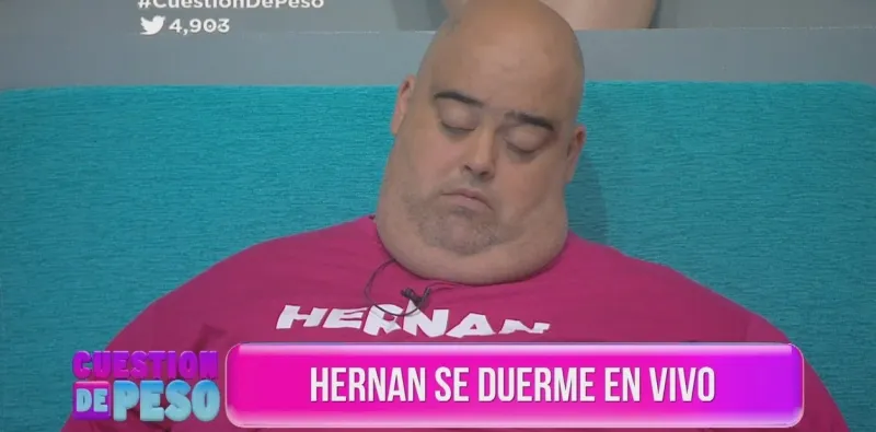 La imagen de Hernán Terranova durmiéndose en vivo en el programa lo convirtió en viral durante su paso por ”Cuestión de peso”.