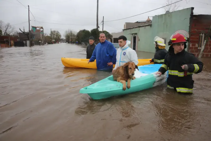 Inundaciones en Villa Elvira, en La Plata