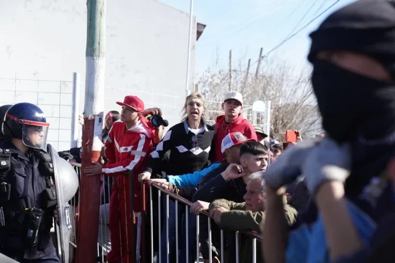 Protesta en la comisaría quinta de Lanús