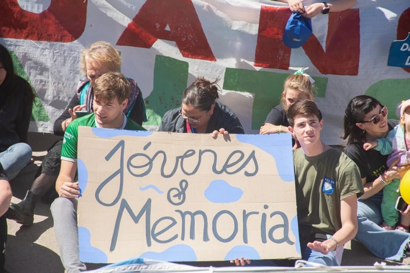 Autonomía de Huanguelén: “40 años de democracia, 70 años de lucha”