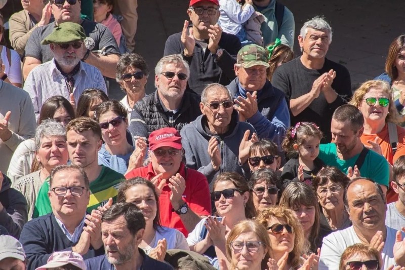 Autonomía de Huanguelén: “40 años de democracia, 70 años de lucha”