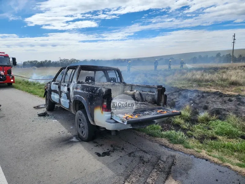 Se incendió una camioneta en la ruta 51, en el Despeñadero