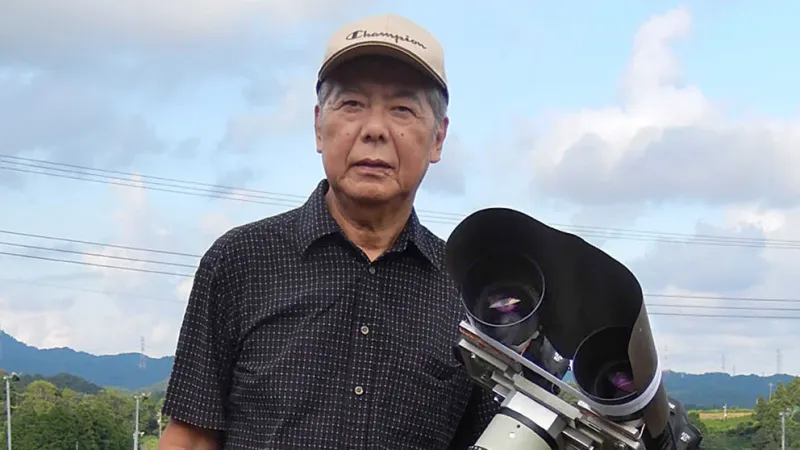  El llamado cometa verde fue hallado por el astrónomo aficionado japonés Hideo Nishimura