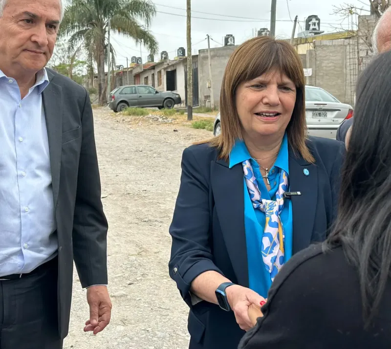 Bullrich recorrió este lunes el barrio Tupac Amaru, en Jujuy, y participo de un multitudinario acto en la localidad de San Pedro. (Foto: Prensa Patricia Bullrich)