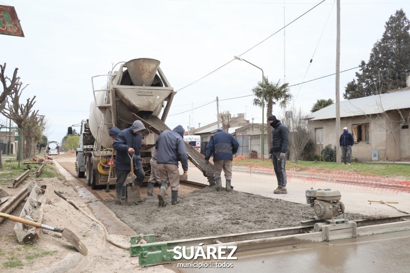 Avanza la obra de pavimento en calle Remedios de Escalada y Chacabuco