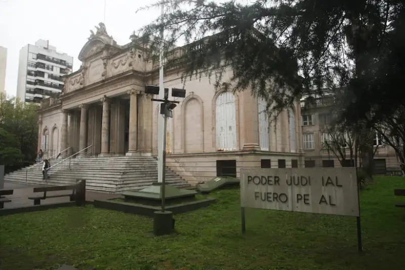 Fiscalía de la ciudad de La Plata. Calle 7 entre 56 y 57Santiago Hafford