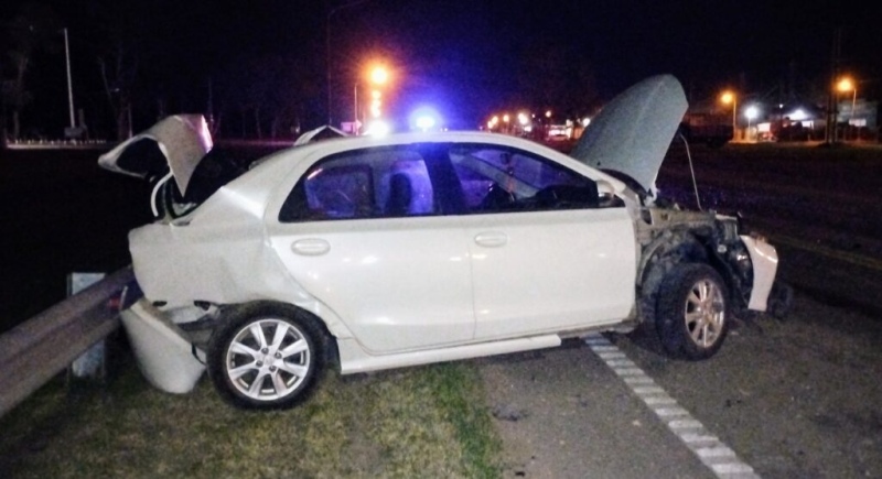 Hace instantes: Un perro provocó un fuerte choque en la ruta 33, a metros del ingreso a Pigüé