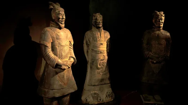  China muestra un rico pasado para el estudio arqueológico. ”Los guerreros de Xian” son una muestra de un pasado milenario que los arqueólogos aún están estudiando (EFE/ Pedro Puente Hoyos)