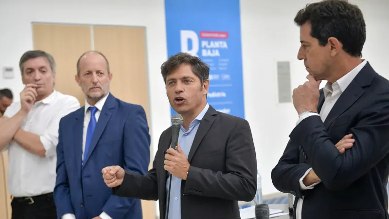 Tras el “affaire Insaurralde”, Kicillof será su propio jefe de campaña mientras hace un control de daños