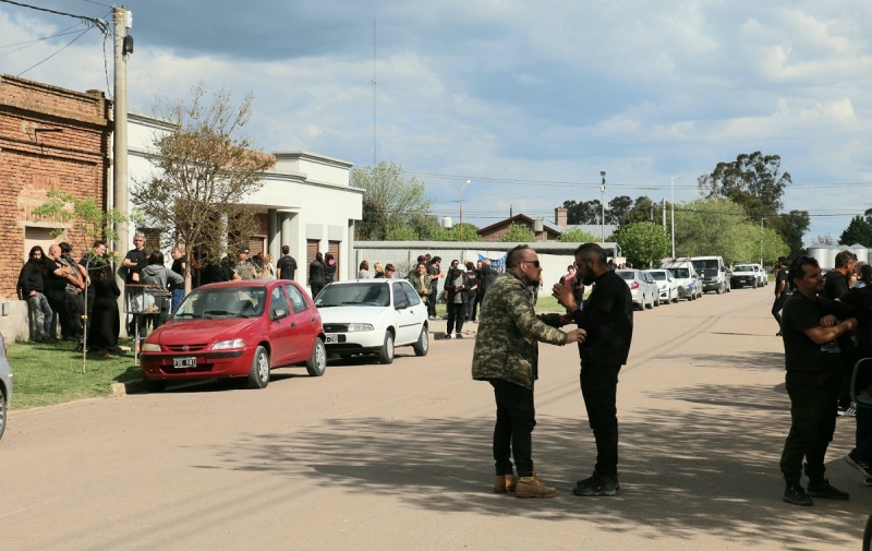 La muerte de Iorio: amigos y fans fueron al velatorio