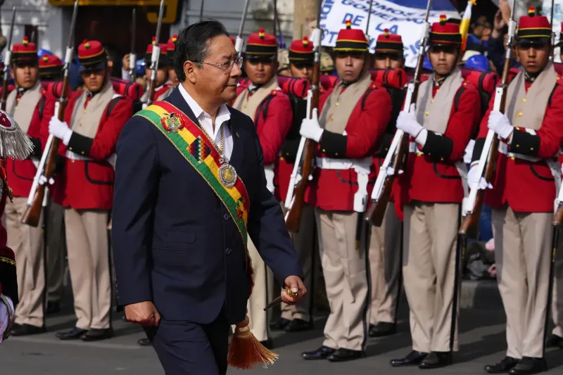 El presidente de Bolivia, Luis Arce, llega a la Plaza Murillo para un ritual en honor a la ”Pachamama,” (AP Foto/Juan Karita)Por: AP