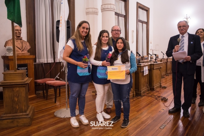 Rotary Coronel Suárez reconoció a los mejores compañeros de las escuelas primarias