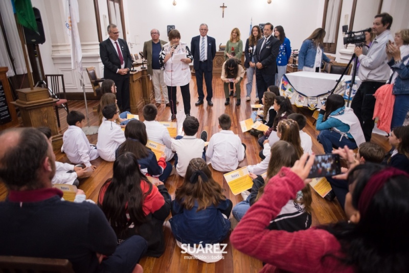 Rotary Coronel Suárez reconoció a los mejores compañeros de las escuelas primarias