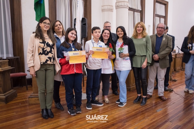 Rotary Coronel Suárez reconoció a los mejores compañeros de las escuelas primarias