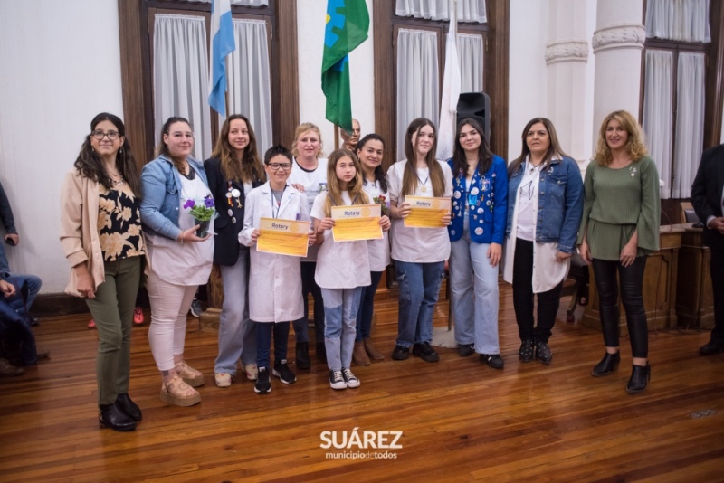 Rotary Coronel Suárez reconoció a los mejores compañeros de las escuelas primarias