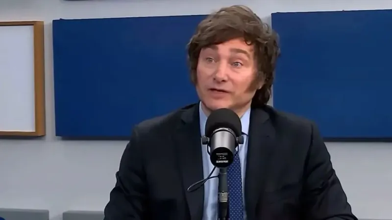 Javier Milei durante una entrevista con Alejandro Fantino. (Foto: captura de Neura)