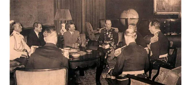  Visitan a Hitler en 1937 el embajador argentino Eduardo Labougle, el general Juan Pistarini, contralmirante León Scasso y otros oficiales