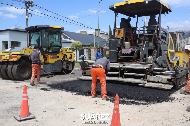 Avanza la pavimentación del Plan 6 x 6