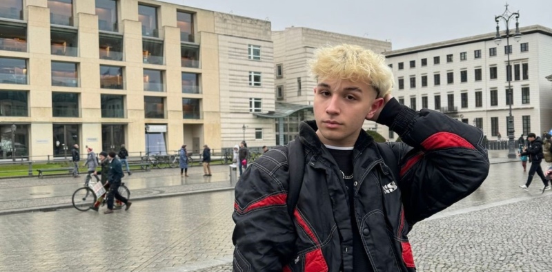 Francisco Reynoso de vacaciones en Berlín, Alemania. Foto: @panchireynoso, Instagram