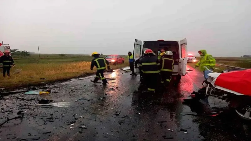 Tragedia en Ruta 226: Dos personas fallecidas en un choque frontal