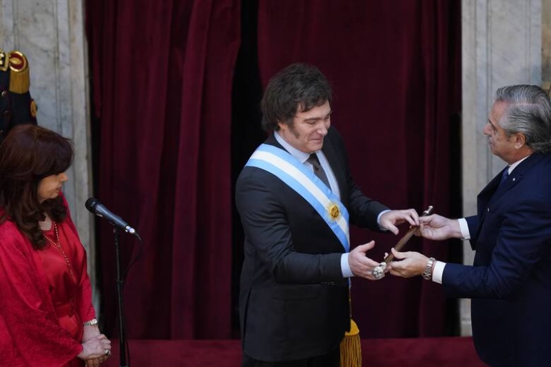 Asuncion presidencial de Javier Milei junto a Alberto Fernández y Cristina Fernández 10/12/23