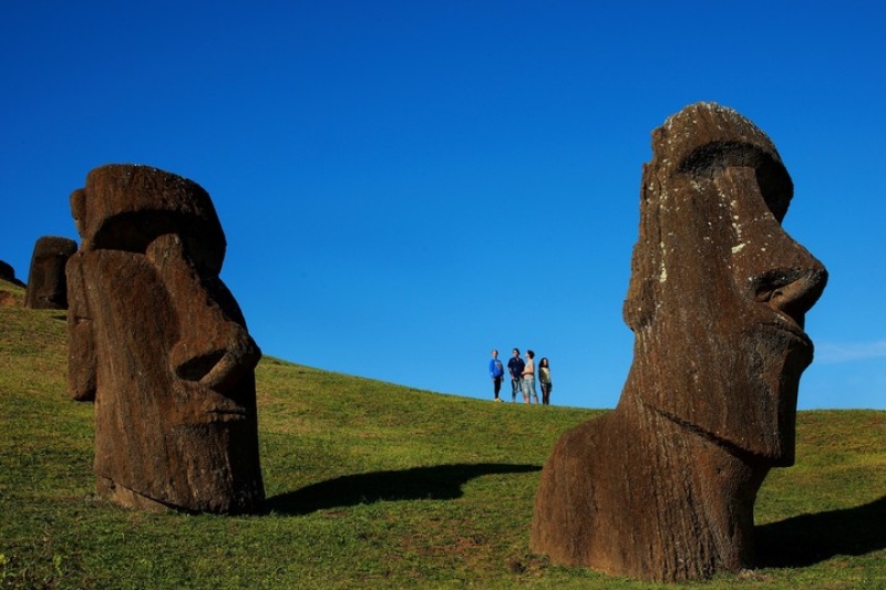   Canteras del volcán Rano Raraku.