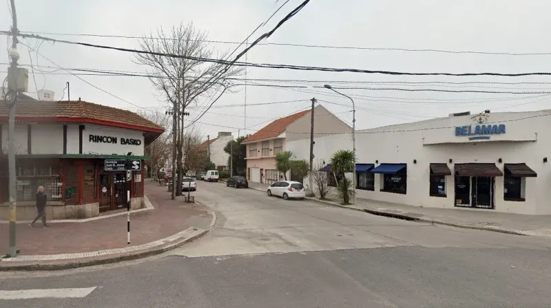 El hecho ocurrió en la intersección de Entre Ríos y Juan B Justo, en Mar del Plata. (Foto: Google Maps)