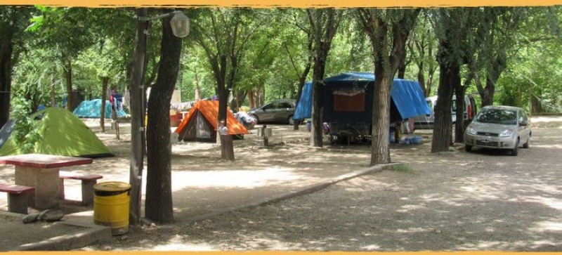   Camping Los Álamos, en Santa Rosa de Calamuchita, Córdoba.