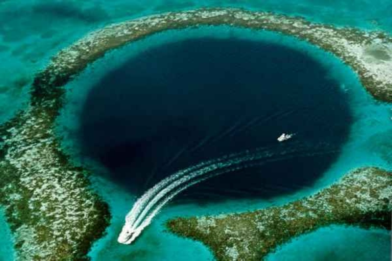 Descubren qué es lo que hay en lo profundo del agujero azul de Belice(Fuente: United States Geological Survey)