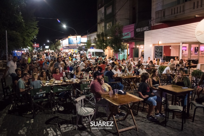 Música, buena comida y cerveza artesanal en la Feria Gastronómica