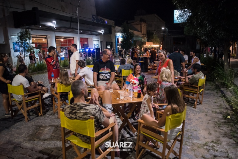 Música, buena comida y cerveza artesanal en la Feria Gastronómica