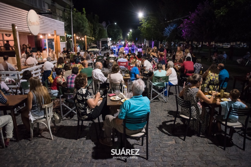 Música, buena comida y cerveza artesanal en la Feria Gastronómica