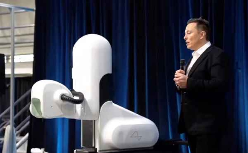 Elon Musk, en la presentación de los avances de Neuralink (Foto: AFP/Neuralink).Por: AFP