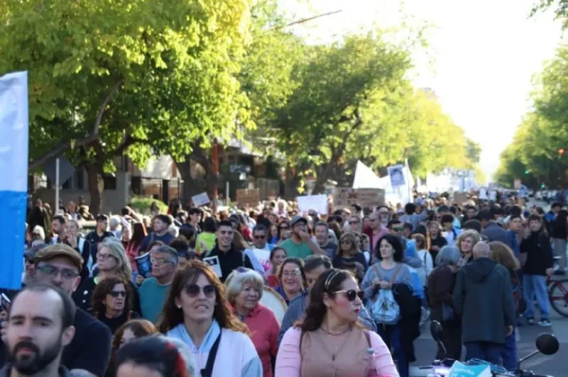 Una convocatoria histórica que debería encender las alertas en el Gobierno