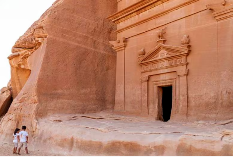 El complejo funerario de jabal Al-Banat