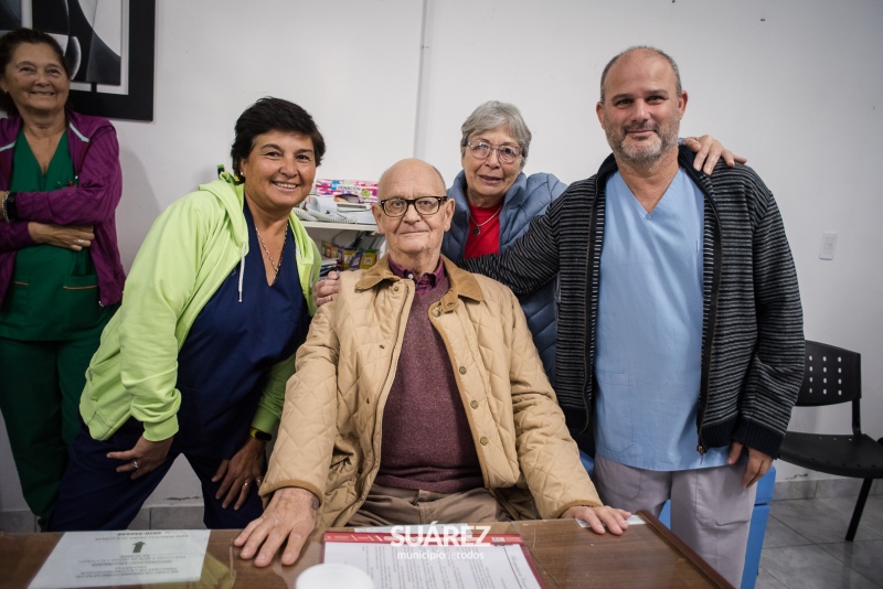 Conmovedor homenaje el doctor Alfredo Miriuka